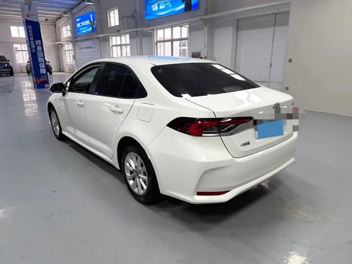 2021 Toyota Corolla 1.2T 116HP L4 CVT,autocango,china used car exporter,china ev exporter,chinese used car exporter,chinese used ev exporter