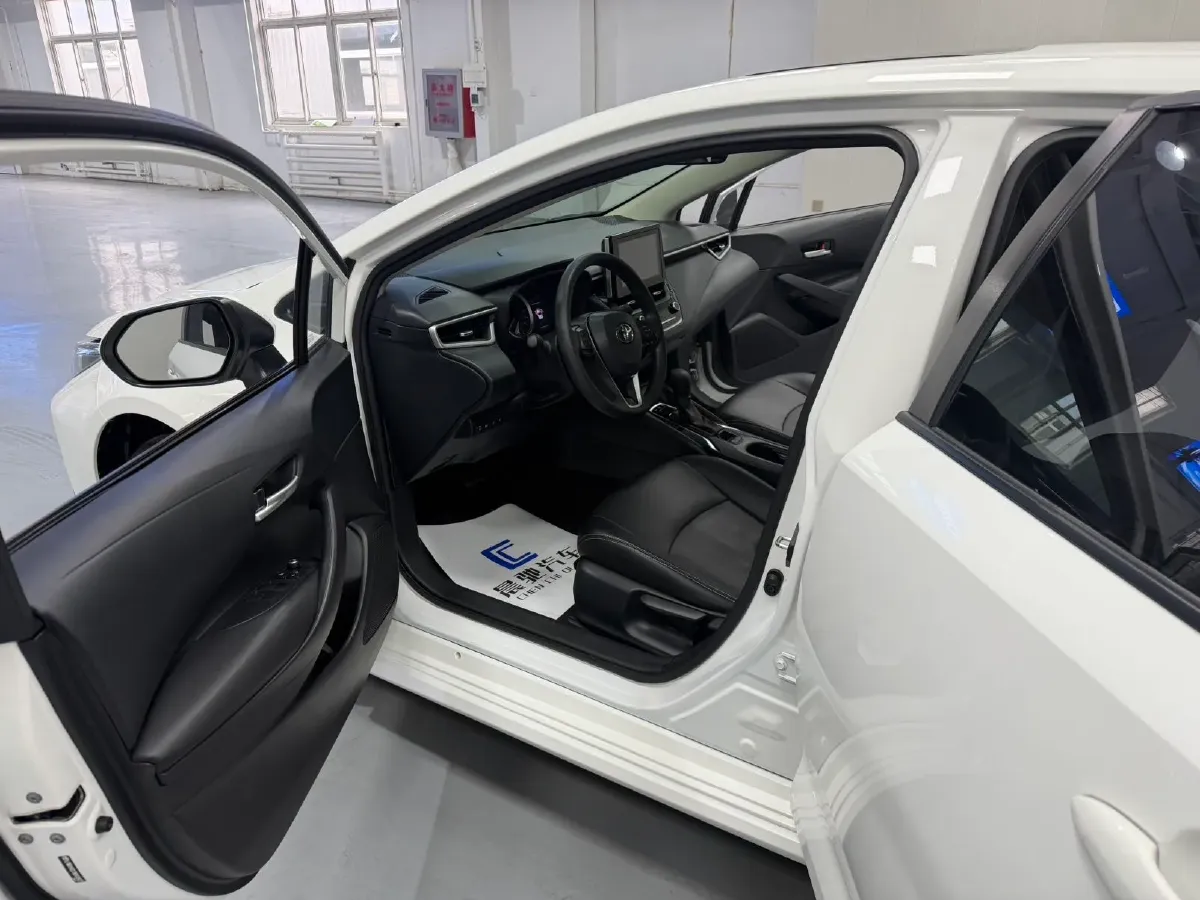 2021 Toyota Corolla 1.2T 116HP L4 CVT,autocango,china used car exporter,china ev exporter,chinese used car exporter,chinese used ev exporter