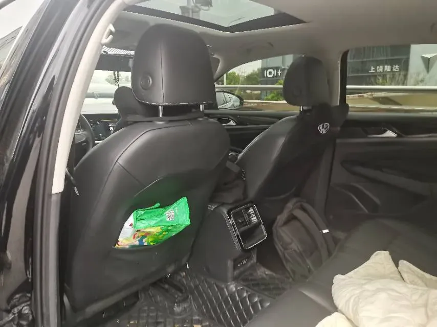 2023 Volkswagen Passat 1.4T 150HP L4 7DCT,autocango,china used car exporter,china ev exporter,chinese used car exporter,chinese used ev exporter