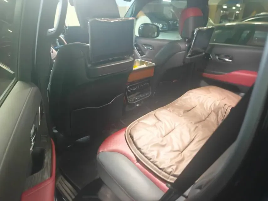 2021 Alfa Romeo Giulia 2.9T 540HP V6 8AT,autocango,china used car exporter,china ev exporter,chinese used car exporter,chinese used ev exporter