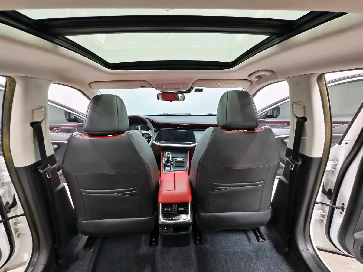 2021 DongFeng Aeolus YiXuan MAX 1.5T 190HP L4 7DCT,autocango,china used car exporter,china ev exporter,chinese used car exporter,chinese used ev exporter