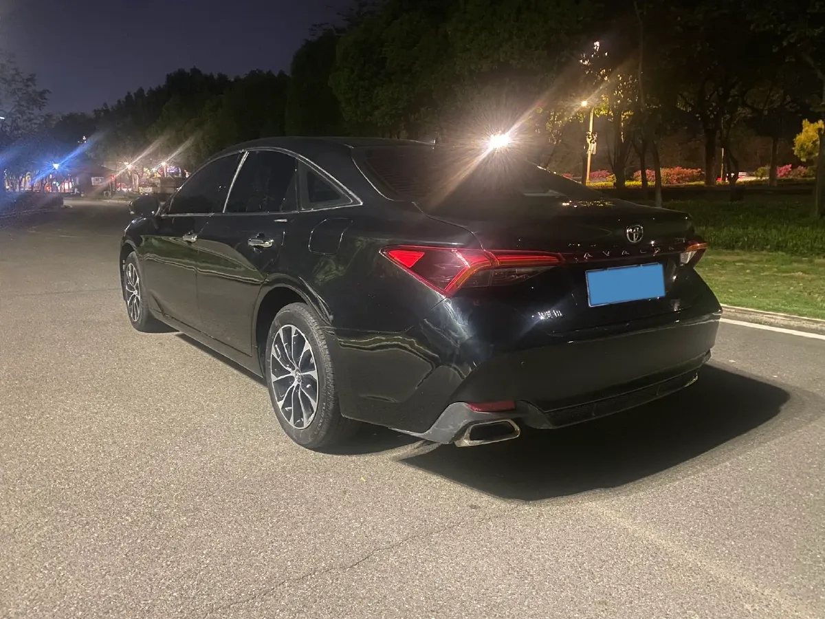 2022 Toyota Avalon 2.0L 178HP L4 CVT,autocango,china used car exporter,china ev exporter,chinese used car exporter,chinese used ev exporter
