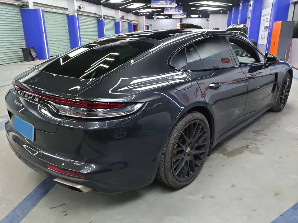 2021 Porsche Panamera 2.9T 330HP V6 8DCT,autocango,china used car exporter,china ev exporter,chinese used car exporter,chinese used ev exporter