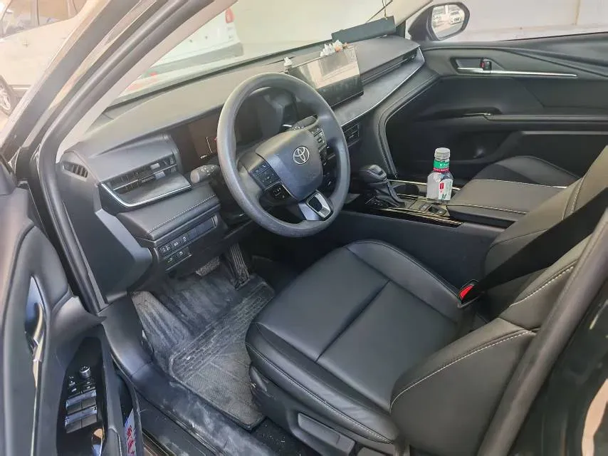 2025 Toyota Camry 2.0L 152HP L4 E-CVT Hybrid,autocango,china used car exporter,china ev exporter,chinese used car exporter,chinese used ev exporter
