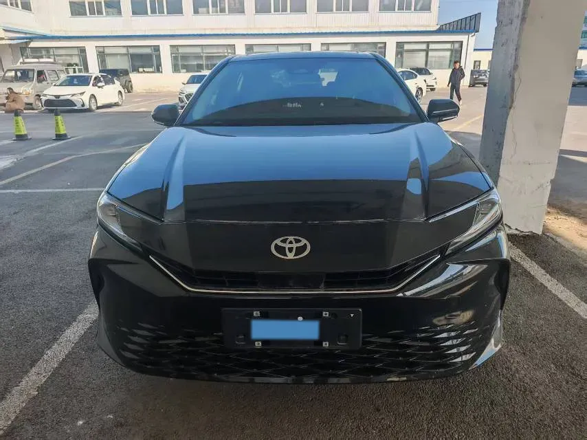 2025 Toyota Camry 2.0L 152HP L4 E-CVT Hybrid,autocango,china used car exporter,china ev exporter,chinese used car exporter,chinese used ev exporter