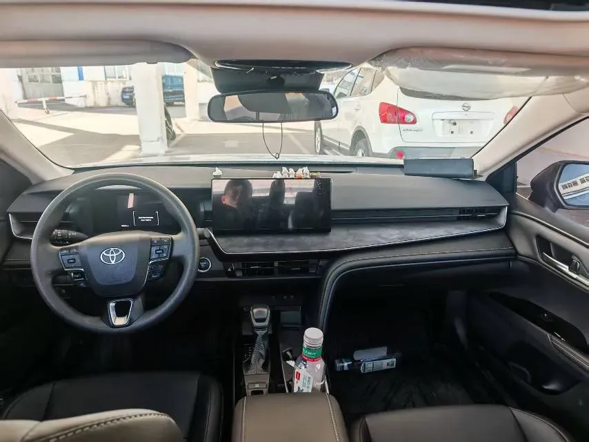 2025 Toyota Camry 2.0L 152HP L4 E-CVT Hybrid,autocango,china used car exporter,china ev exporter,chinese used car exporter,chinese used ev exporter