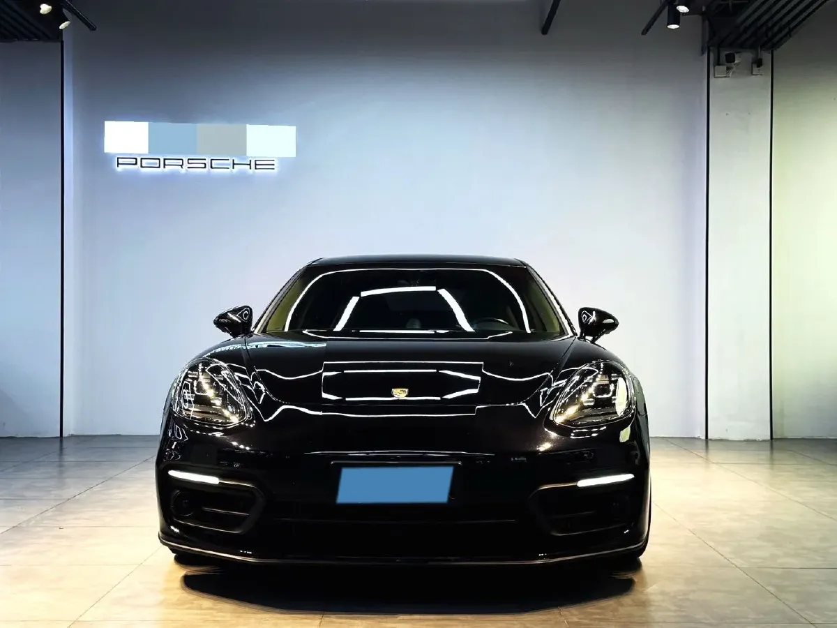 2021 Porsche Panamera 2.9T 330HP V6 8DCT,autocango,china used car exporter,china ev exporter,chinese used car exporter,chinese used ev exporter