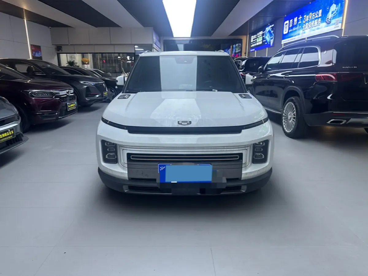 2021 Geely ICON 1.5T 177HP L3 7DCT,autocango,china used car exporter,china ev exporter,chinese used car exporter,chinese used ev exporter