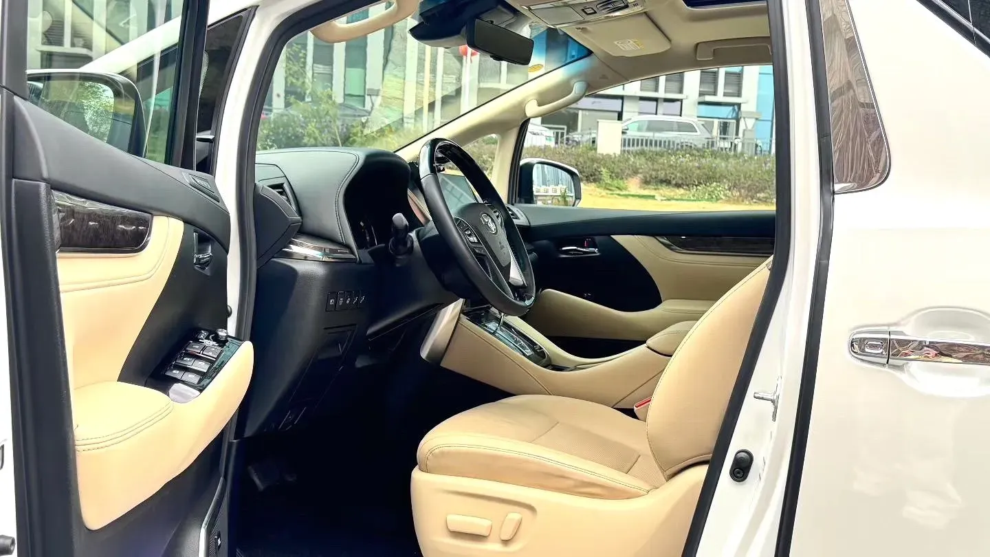 2020 Toyota Alphard 2.5L 117HP L4 E-CVT Hybrid,autocango,china used car exporter,china ev exporter,chinese used car exporter,chinese used ev exporter