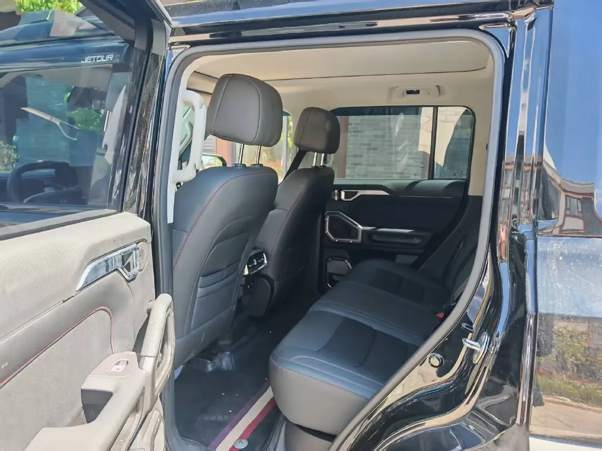 2023 Jetour Traveller 2.0T 254HP L4 8AT,autocango,china used car exporter,china ev exporter,chinese used car exporter,chinese used ev exporter