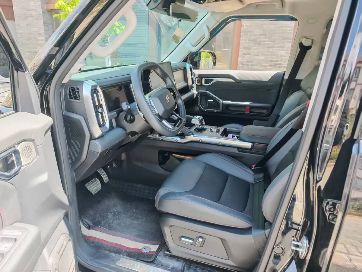 2023 Jetour Traveller 2.0T 254HP L4 8AT,autocango,china used car exporter,china ev exporter,chinese used car exporter,chinese used ev exporter