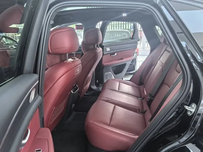 2025 AITO AITO M5 1.5T 152HP L4 REEV 42KWH,autocango,china used car exporter,china ev exporter,chinese used car exporter,chinese used ev exporter