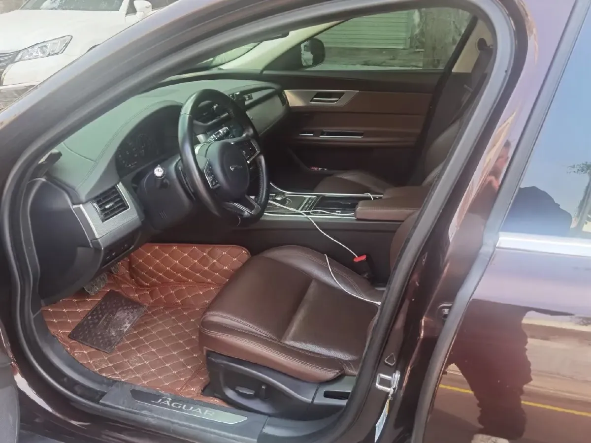 2018 Mercedes-Benz E Class 2.0T 184HP L4 9AT,autocango,china used car exporter,china ev exporter,chinese used car exporter,chinese used ev exporter