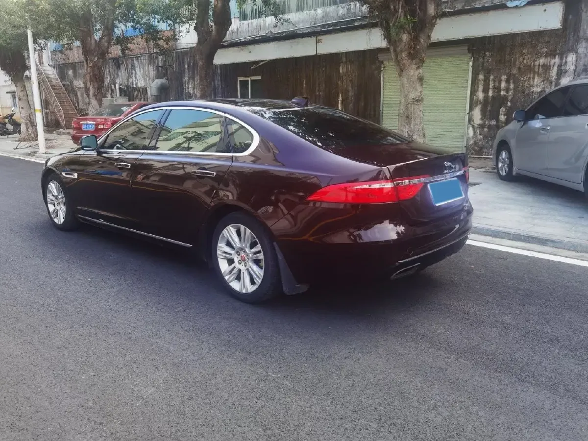 2018 Mercedes-Benz E Class 2.0T 184HP L4 9AT,autocango,china used car exporter,china ev exporter,chinese used car exporter,chinese used ev exporter