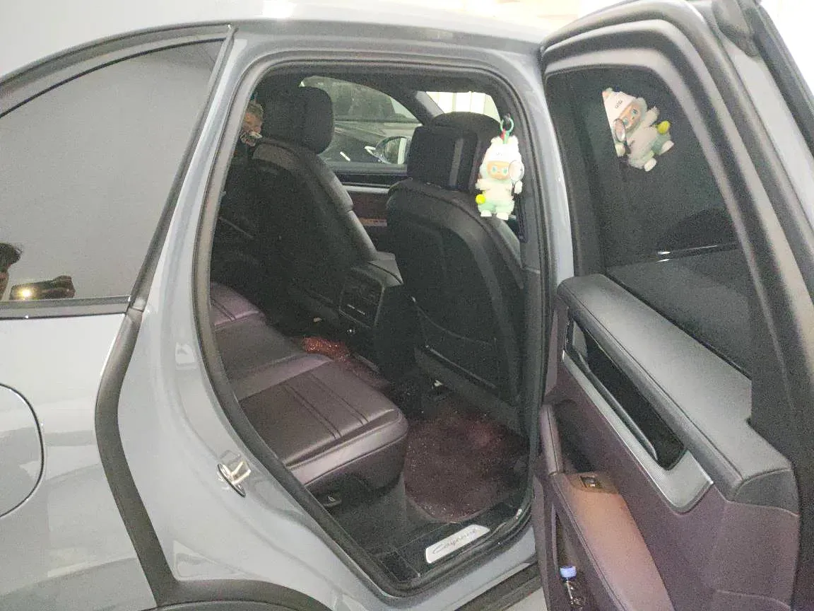 2024 Porsche Cayenne 3.0T 354HP V6 8AT,autocango,china used car exporter,china ev exporter,chinese used car exporter,chinese used ev exporter