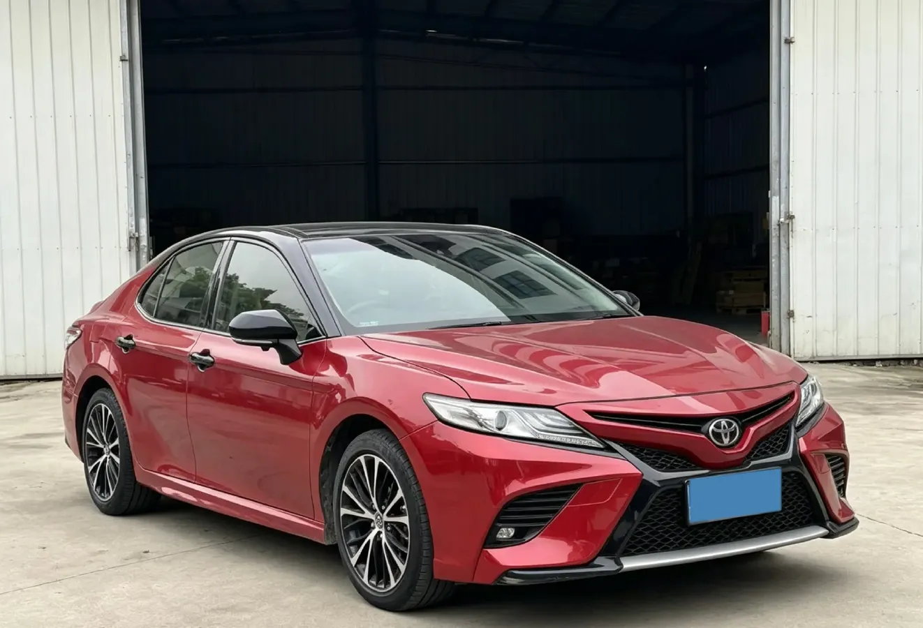 2018 Toyota Camry 2.5L 209HP L4 8AT,autocango,china used car exporter,china ev exporter,chinese used car exporter,chinese used ev exporter