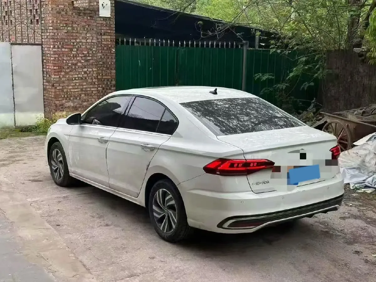 2025 Volkswagen Bora 1.2T 116HP L4 7DCT,autocango,china used car exporter,china ev exporter,chinese used car exporter,chinese used ev exporter