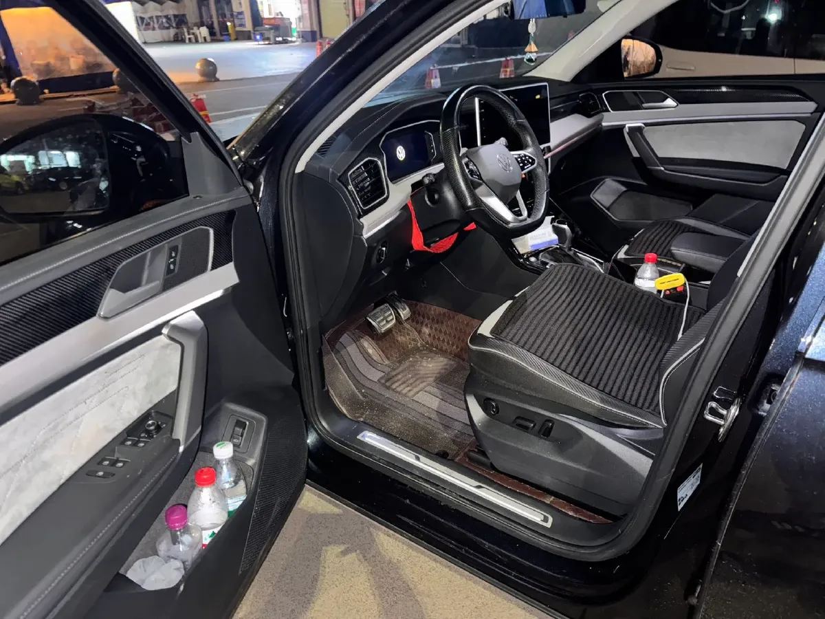 2024 Volkswagen Tayron X 2.0T 186HP L4 7DCT,autocango,china used car exporter,china ev exporter,chinese used car exporter,chinese used ev exporter