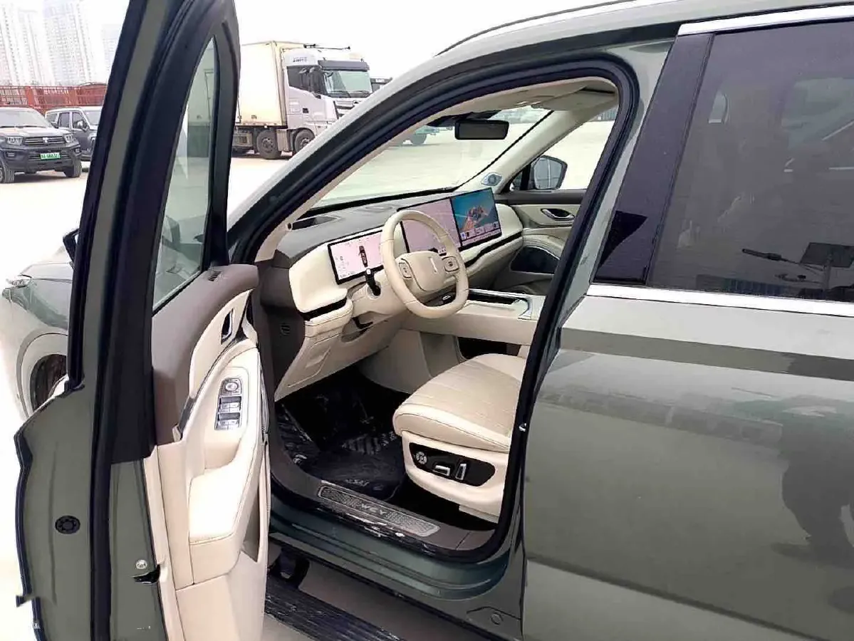 2025 WEY BlueMountain 1.5T 170HP L4 4DHT PHEV 44.5KWH,autocango,china used car exporter,china ev exporter,chinese used car exporter,chinese used ev exporter