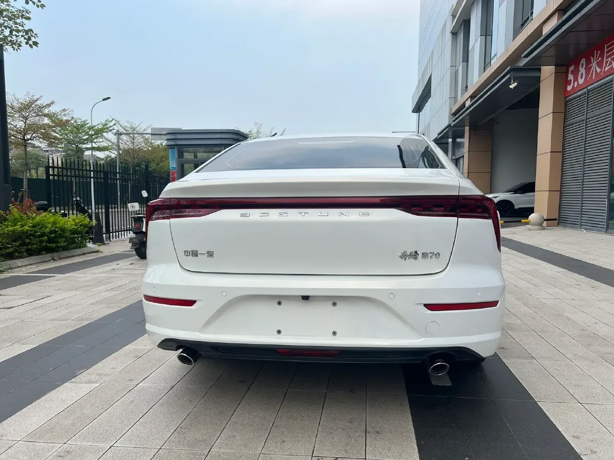 2021 Bestune B70 1.5T 169HP L4 7DCT,autocango,china used car exporter,china ev exporter,chinese used car exporter,chinese used ev exporter