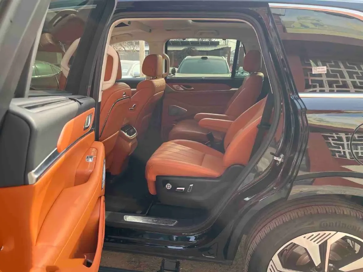 2025 WEY BlueMountain 1.5T 170HP L4 4DHT PHEV 44.5KWH,autocango,china used car exporter,china ev exporter,chinese used car exporter,chinese used ev exporter