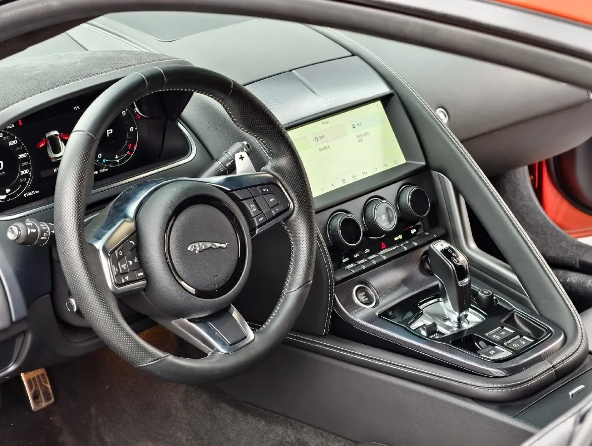 2023 Jaguar F-TYPE 2.0T 300HP L4 8AT,autocango,china used car exporter,china ev exporter,chinese used car exporter,chinese used ev exporter