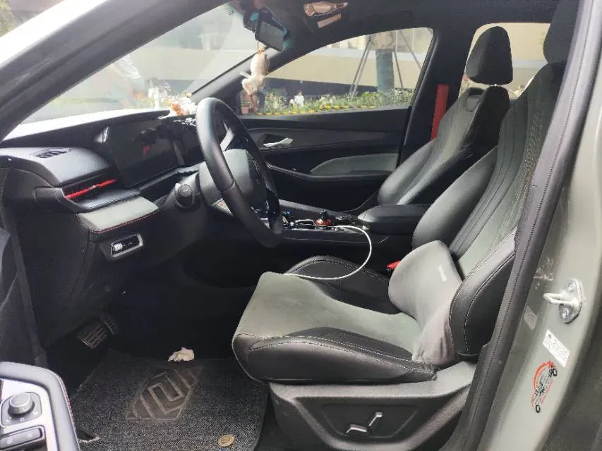 2022 Geely Binray 1.5T 181HP L4 7DCT,autocango,china used car exporter,china ev exporter,chinese used car exporter,chinese used ev exporter