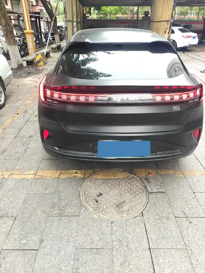 2025 Zeekr 001 BEV 95KWH,autocango,china used car exporter,china ev exporter,chinese used car exporter,chinese used ev exporter