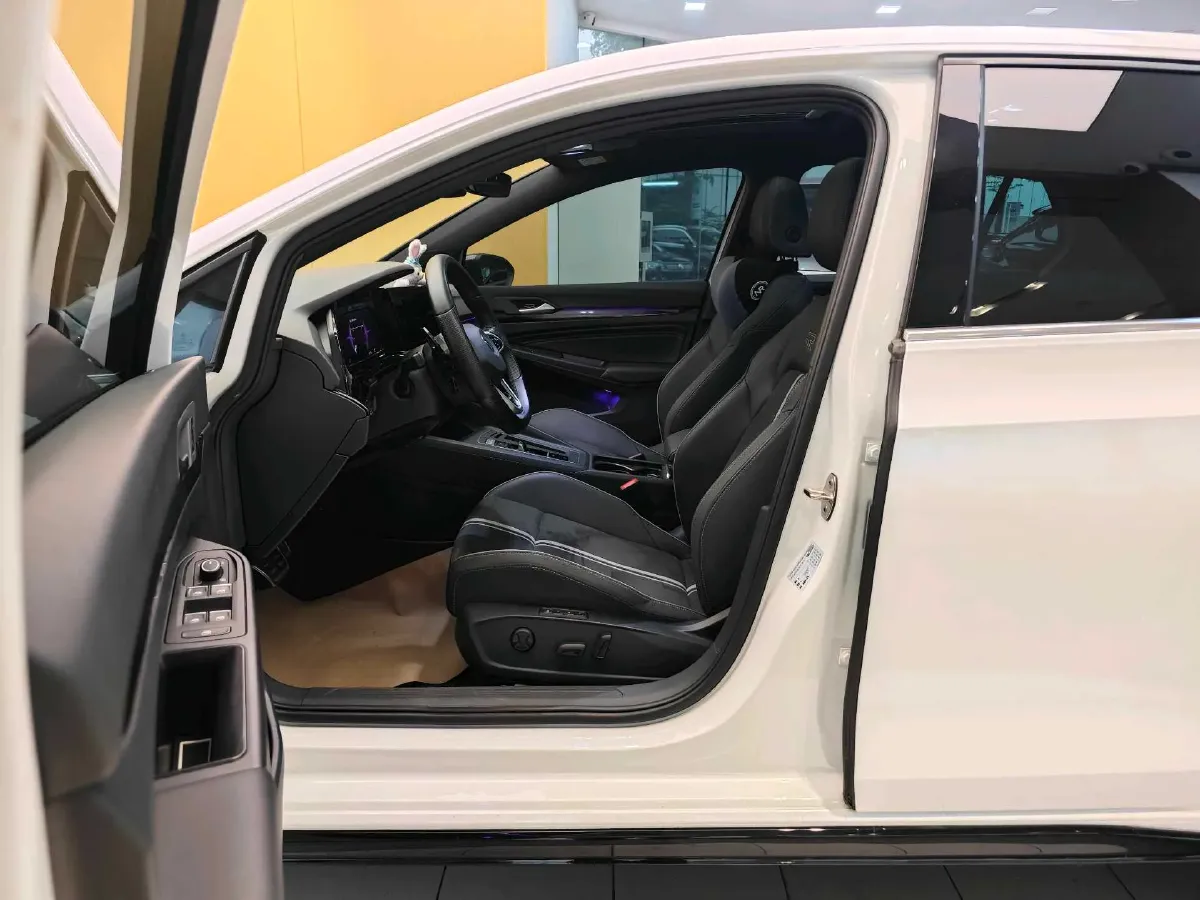 2021 Volkswagen Golf 1.4T 150HP L4 7DCT,autocango,china used car exporter,china ev exporter,chinese used car exporter,chinese used ev exporter