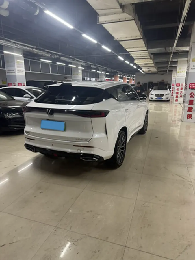 2024 ChangAn UNI-Z 1.5L 98HP L4 E-CVT PHEV 18.4KWH,autocango,china used car exporter,china ev exporter,chinese used car exporter,chinese used ev exporter