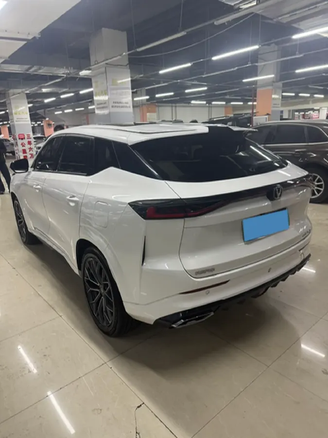 2024 ChangAn UNI-Z 1.5L 98HP L4 E-CVT PHEV 18.4KWH,autocango,china used car exporter,china ev exporter,chinese used car exporter,chinese used ev exporter