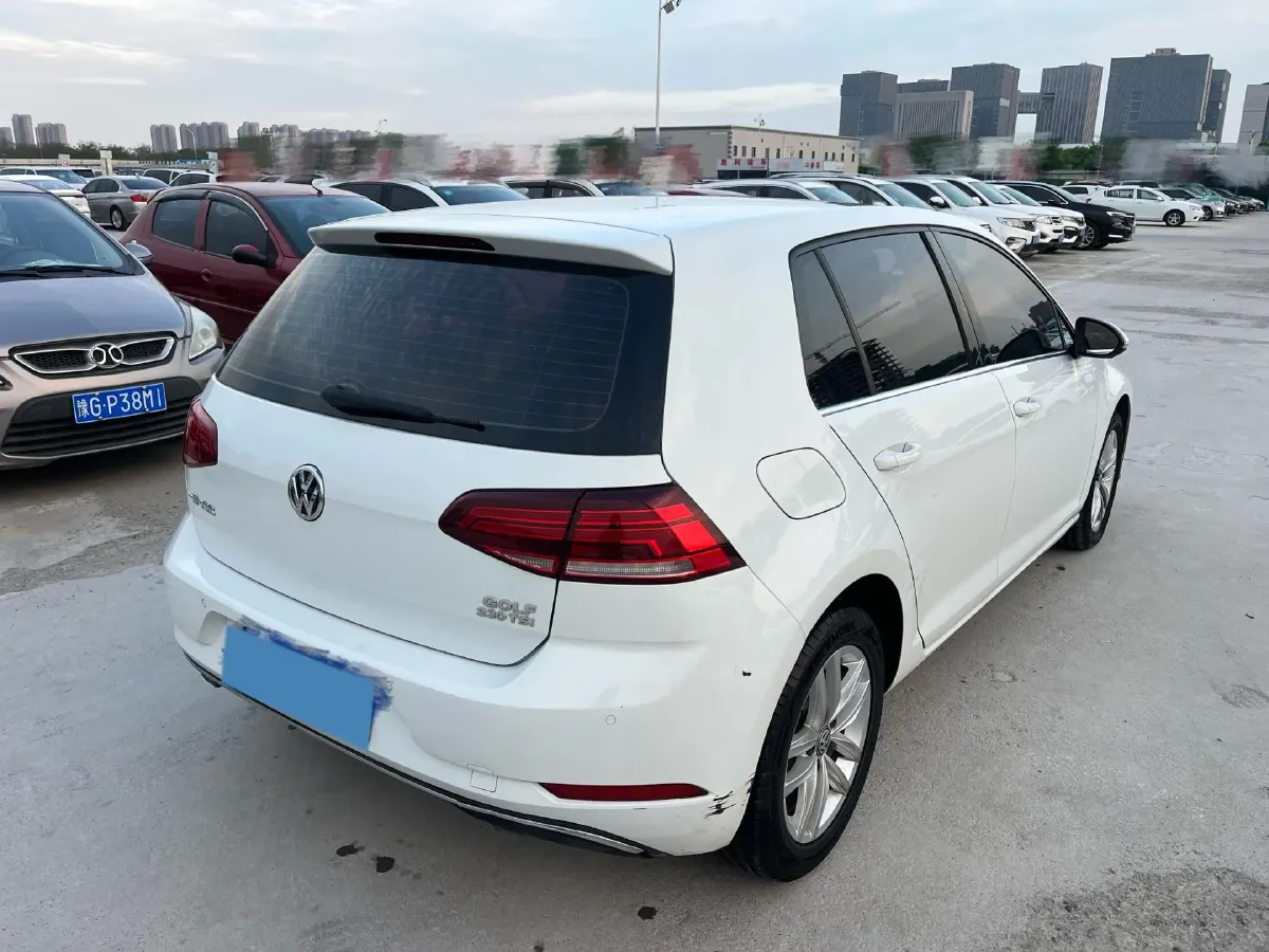 2018 Volkswagen Golf 1.4T 131HP L4 7DCT,autocango,china used car exporter,china ev exporter,chinese used car exporter,chinese used ev exporter