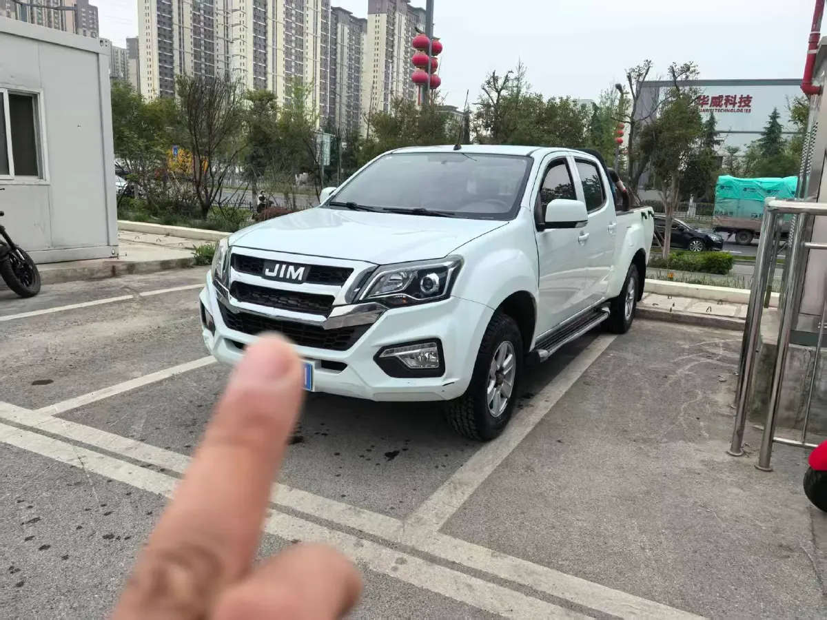2022 Isuzu RE-MAX Jim 2.8T 120HP L4 5MT,autocango,china used car exporter,china ev exporter,chinese used car exporter,chinese used ev exporter
