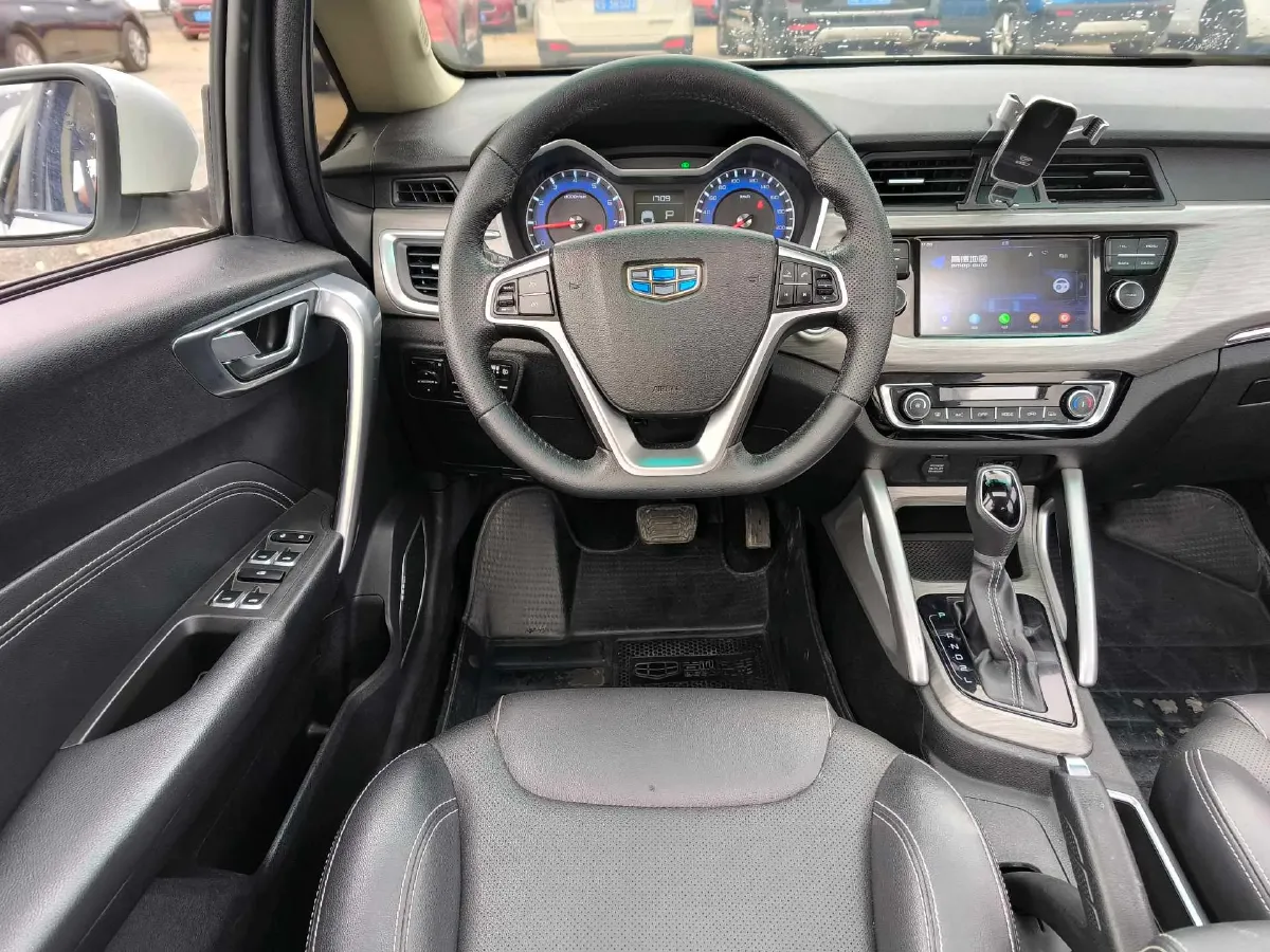 2017 Geely Vision X3 1.5L 102HP L4 4AT,autocango,china used car exporter,china ev exporter,chinese used car exporter,chinese used ev exporter