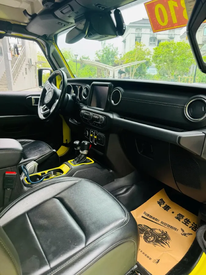 2021 Jeep Wrangler 2.0T 266HP L4 8AT PHEV 17KWH,autocango,china used car exporter,china ev exporter,chinese used car exporter,chinese used ev exporter