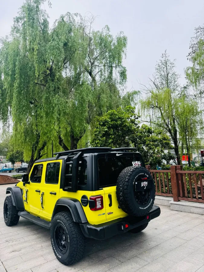 2021 Jeep Wrangler 2.0T 266HP L4 8AT PHEV 17KWH,autocango,china used car exporter,china ev exporter,chinese used car exporter,chinese used ev exporter
