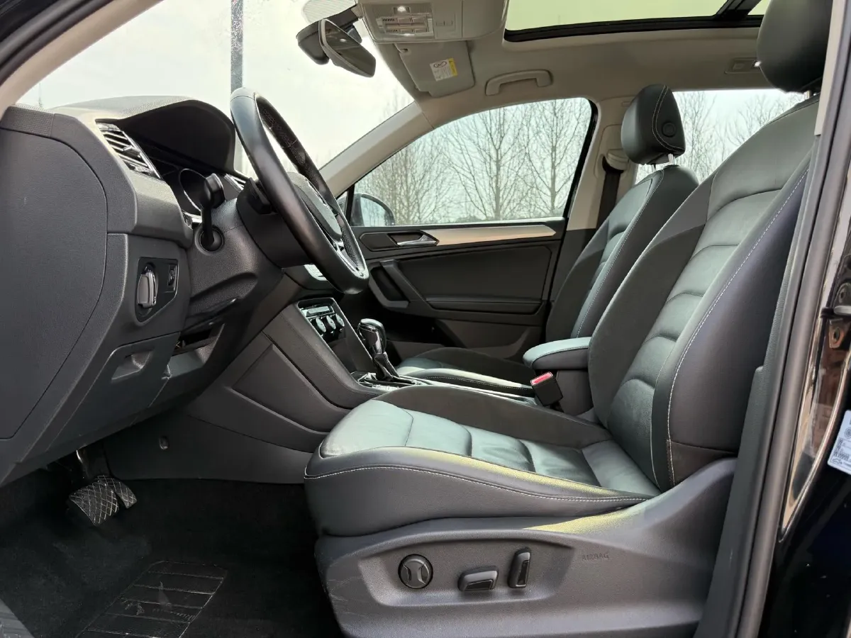 2019 MAXUS G20 2.0T 218HP L4 8AT,autocango,china used car exporter,china ev exporter,chinese used car exporter,chinese used ev exporter