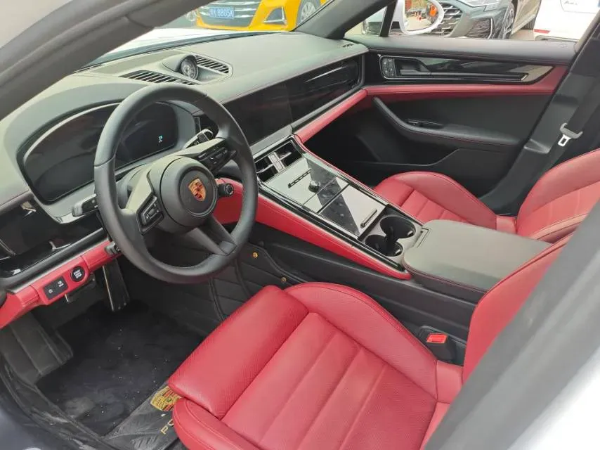 2024 Porsche Panamera 2.9T 353HP V6 8DCT,autocango,china used car exporter,china ev exporter,chinese used car exporter,chinese used ev exporter