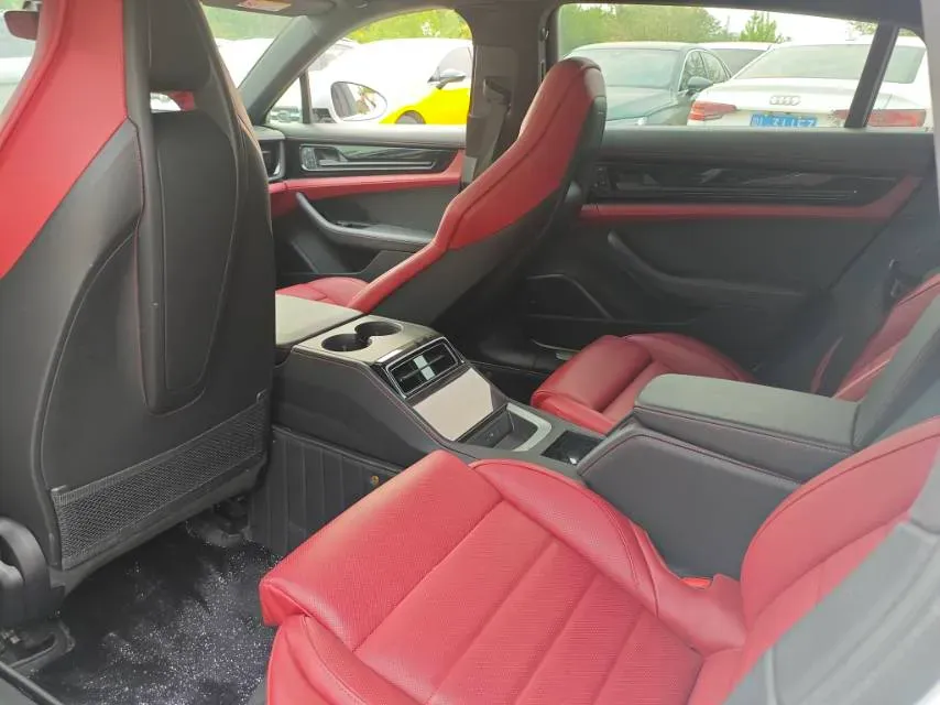 2024 Porsche Panamera 2.9T 353HP V6 8DCT,autocango,china used car exporter,china ev exporter,chinese used car exporter,chinese used ev exporter