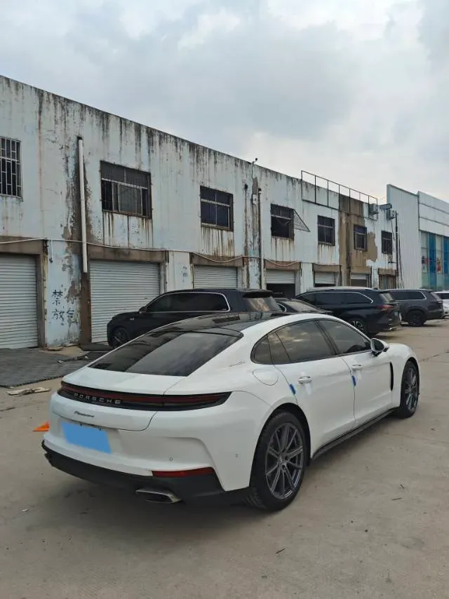 2024 Porsche Panamera 2.9T 353HP V6 8DCT,autocango,china used car exporter,china ev exporter,chinese used car exporter,chinese used ev exporter