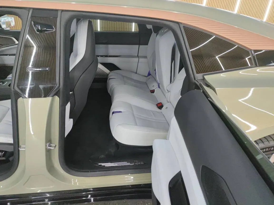 2023 HiPhi Z BEV 90.18KWH,autocango,china used car exporter,china ev exporter,chinese used car exporter,chinese used ev exporter