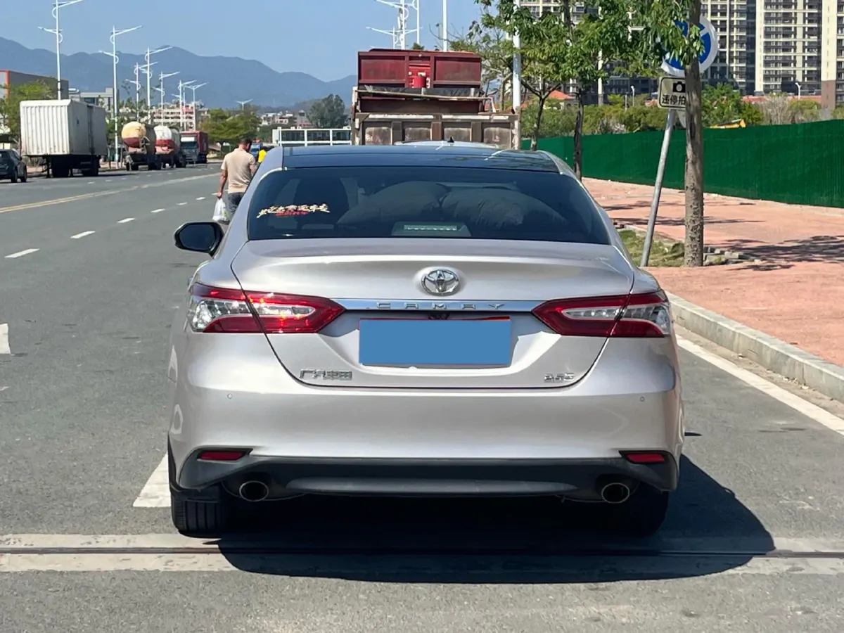 2019 Toyota Camry 2.5L 209HP L4 8AT,autocango,china used car exporter,china ev exporter,chinese used car exporter,chinese used ev exporter