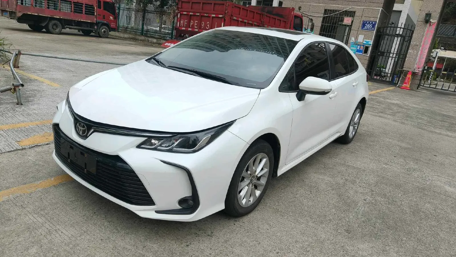 2023 Toyota Corolla 1.2T 116HP L4 CVT,autocango,china used car exporter,china ev exporter,chinese used car exporter,chinese used ev exporter