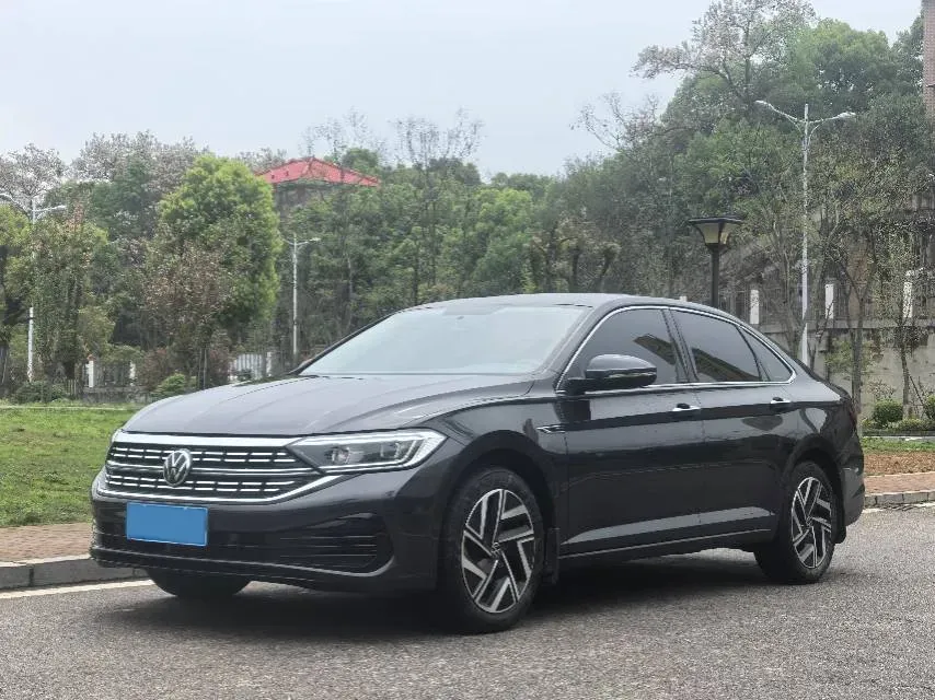 2023 Volkswagen Sagitar 1.4T 150HP L4 7DCT,autocango,china used car exporter,china ev exporter,chinese used car exporter,chinese used ev exporter