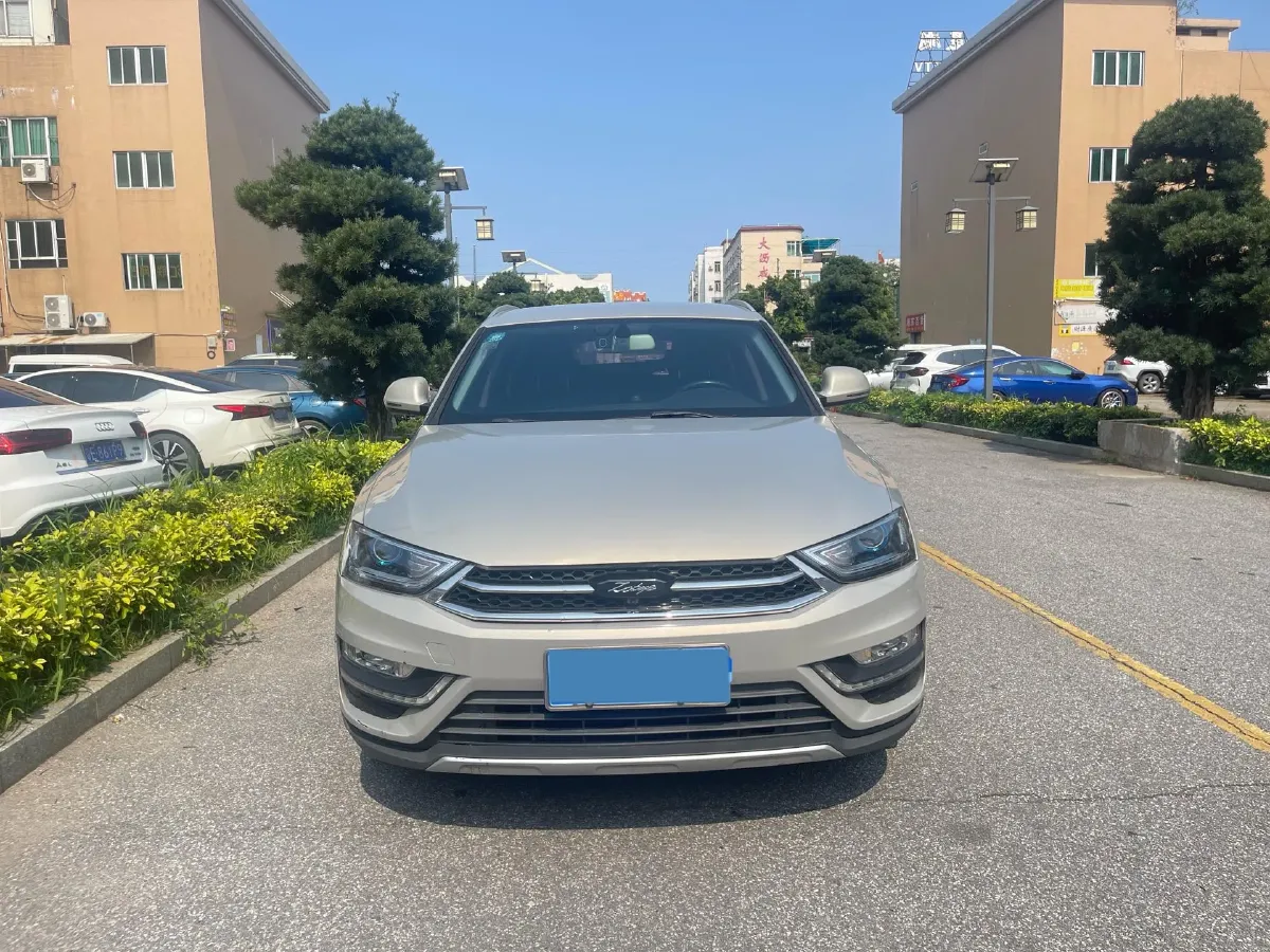 2017 Zotye SR7 1.5T 150HP L4 CVT,autocango,china used car exporter,china ev exporter,chinese used car exporter,chinese used ev exporter