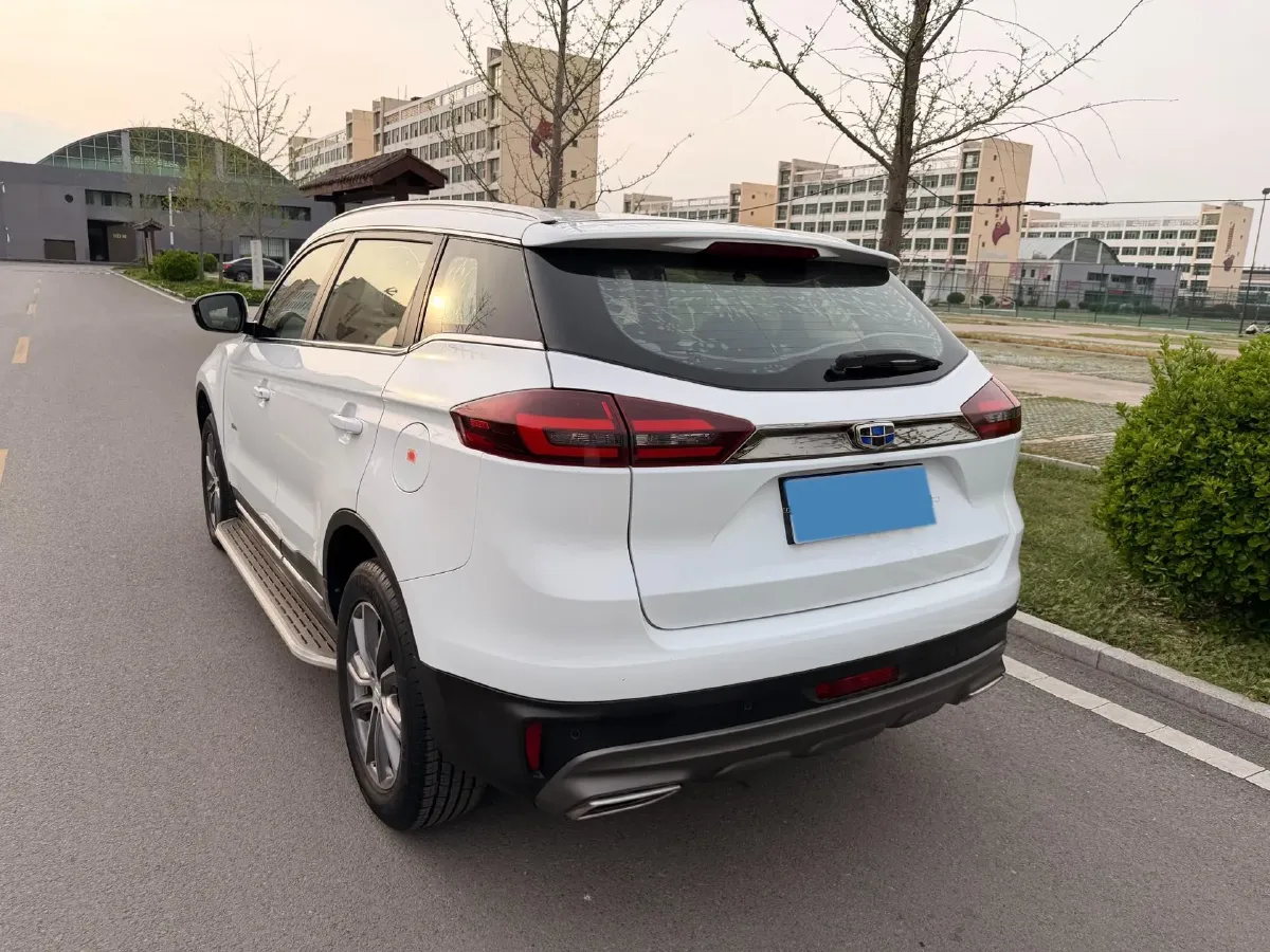 2020 Roewe i6 1.5T 169HP L4 7DCT,autocango,china used car exporter,china ev exporter,chinese used car exporter,chinese used ev exporter
