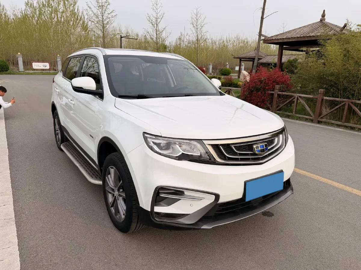 2020 Roewe i6 1.5T 169HP L4 7DCT,autocango,china used car exporter,china ev exporter,chinese used car exporter,chinese used ev exporter
