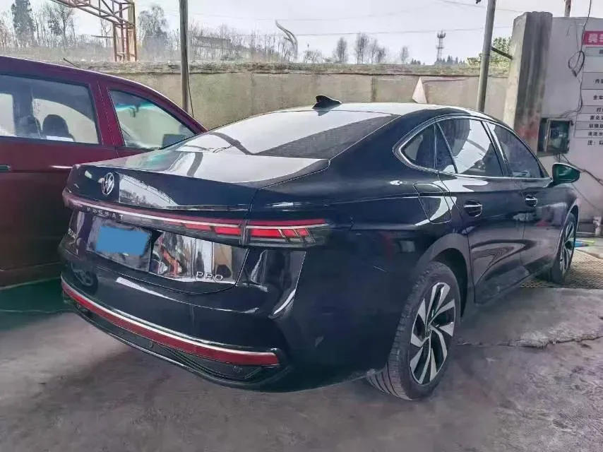 2025 Volkswagen Passat 2.0T 220HP L4 7DCT,autocango,china used car exporter,china ev exporter,chinese used car exporter,chinese used ev exporter