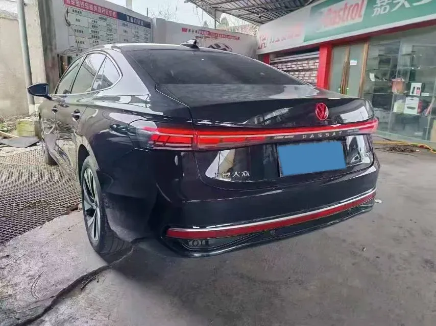 2025 Volkswagen Passat 2.0T 220HP L4 7DCT,autocango,china used car exporter,china ev exporter,chinese used car exporter,chinese used ev exporter