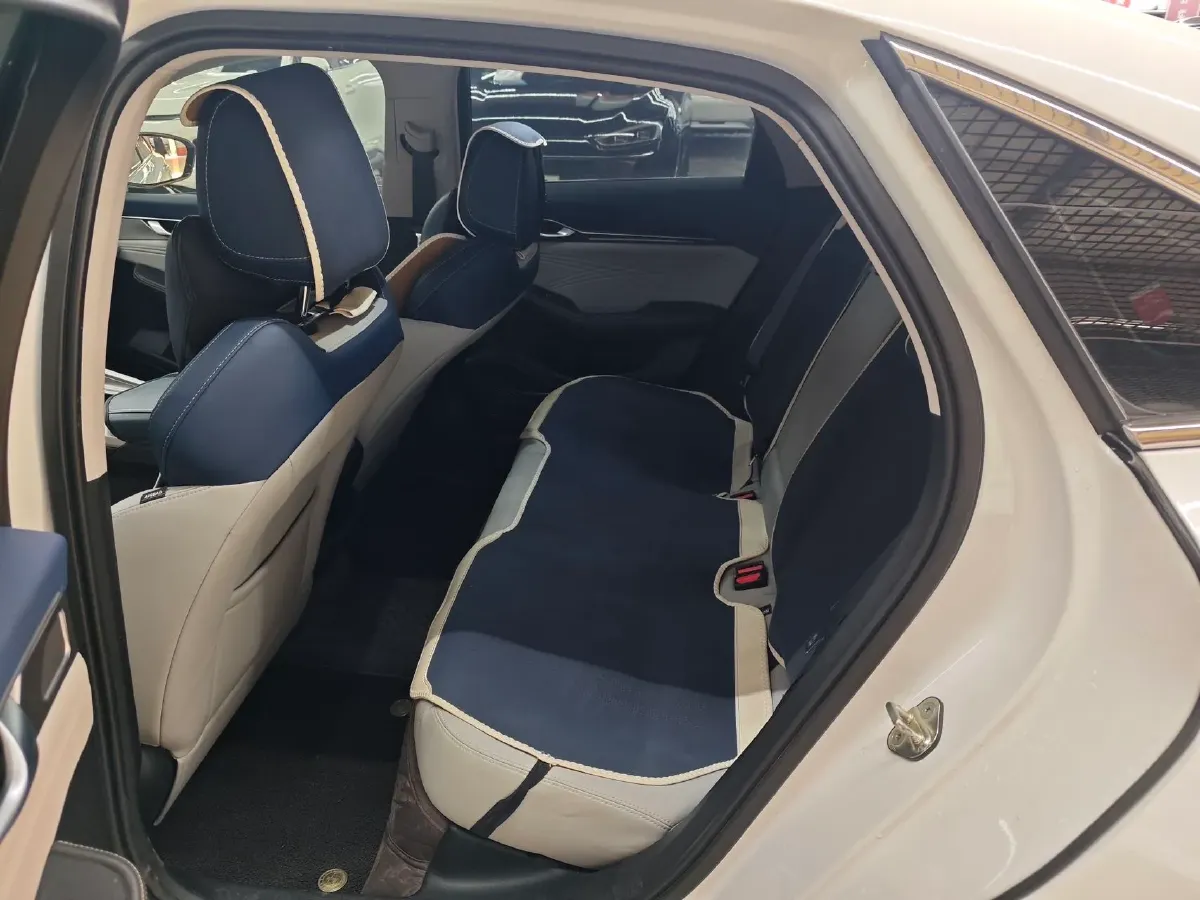 2021 Geely Preface 2.0T 190HP L4 7DCT,autocango,china used car exporter,china ev exporter,chinese used car exporter,chinese used ev exporter